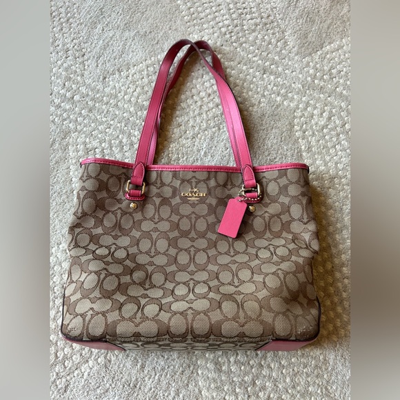 Coach Handbags - Coach tote handbag